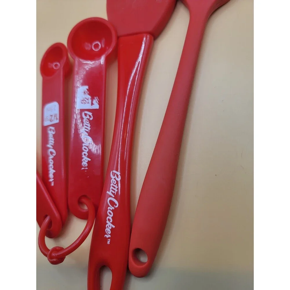 Betty Crocker Kitchen Utensils Lot Bundle Basting Brushes Measuring Spoons